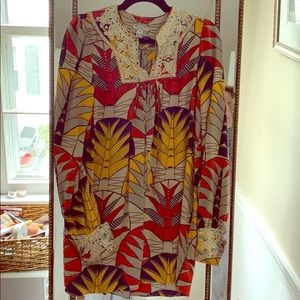 Nieves Lavi 100% silk pintuck tunic with sequin